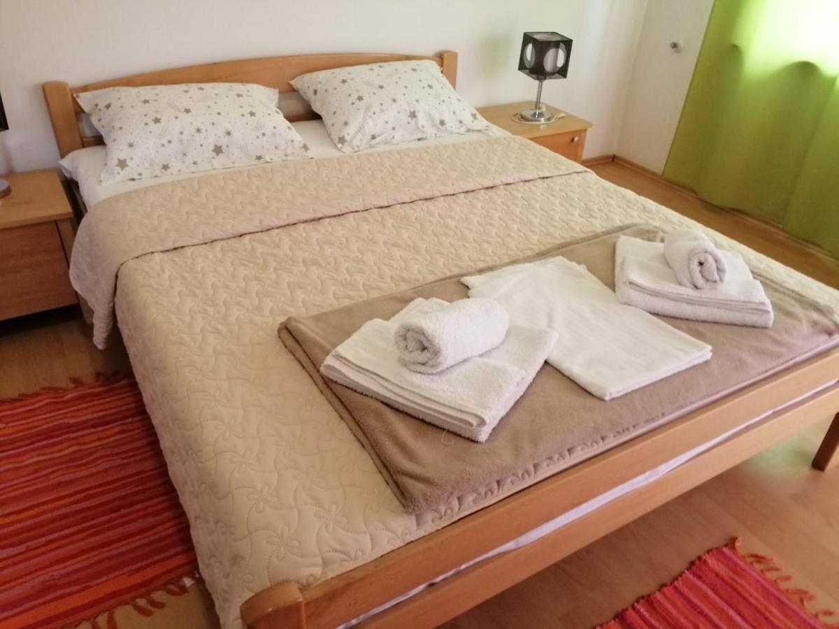 Stela Et Luna Veliko Gradište Exterior foto